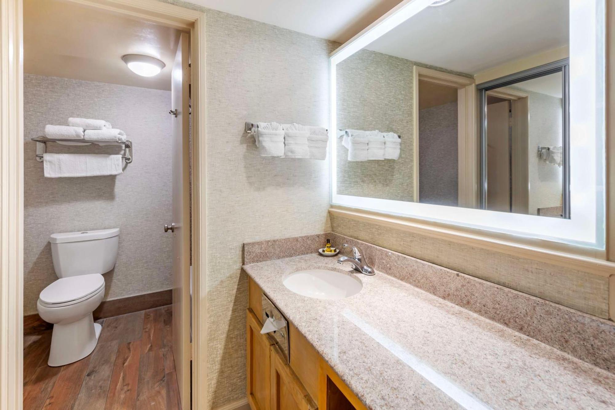 Best Western Plus Hill House Μπέικερσφιλντ Εξωτερικό φωτογραφία