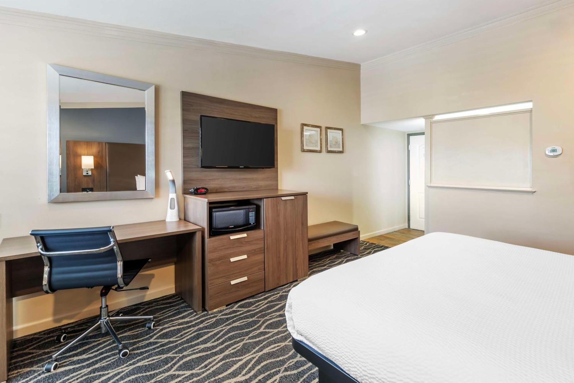 Best Western Plus Hill House Μπέικερσφιλντ Εξωτερικό φωτογραφία
