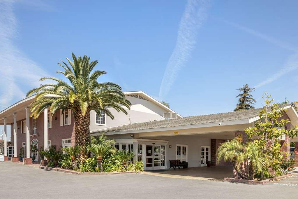 Best Western Plus Hill House Μπέικερσφιλντ Εξωτερικό φωτογραφία
